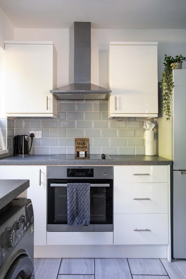 Fully Refurbished North Belfast Home מראה חיצוני תמונה