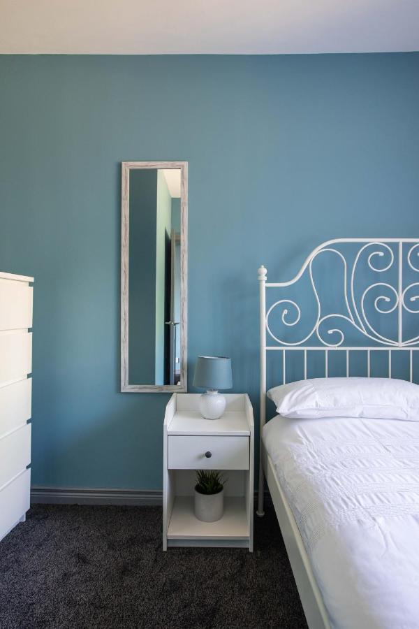 Fully Refurbished North Belfast Home מראה חיצוני תמונה