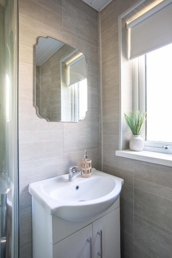 Fully Refurbished North Belfast Home מראה חיצוני תמונה