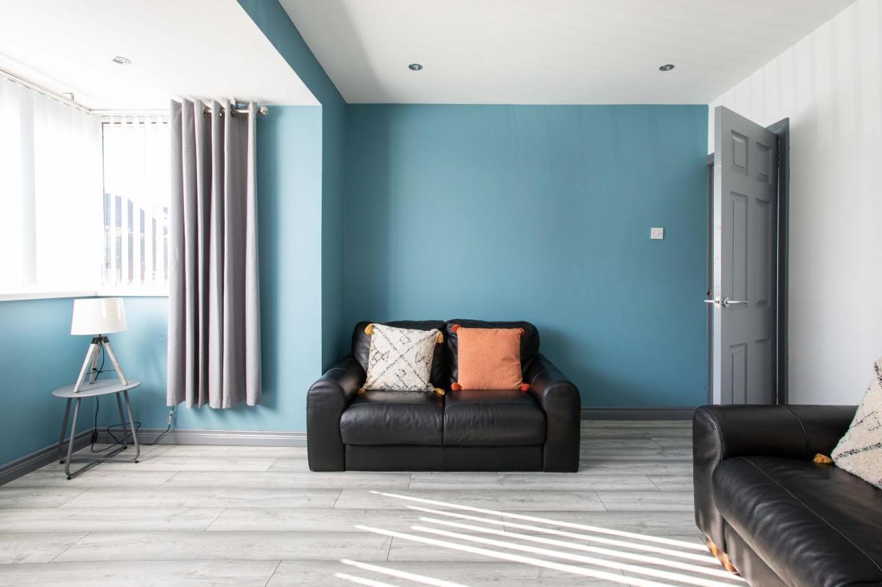 Fully Refurbished North Belfast Home מראה חיצוני תמונה